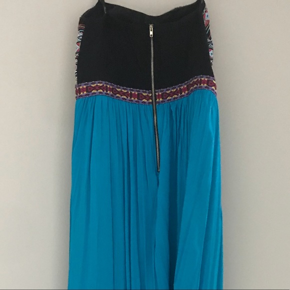 Maxi Dress - Picture 4 of 6